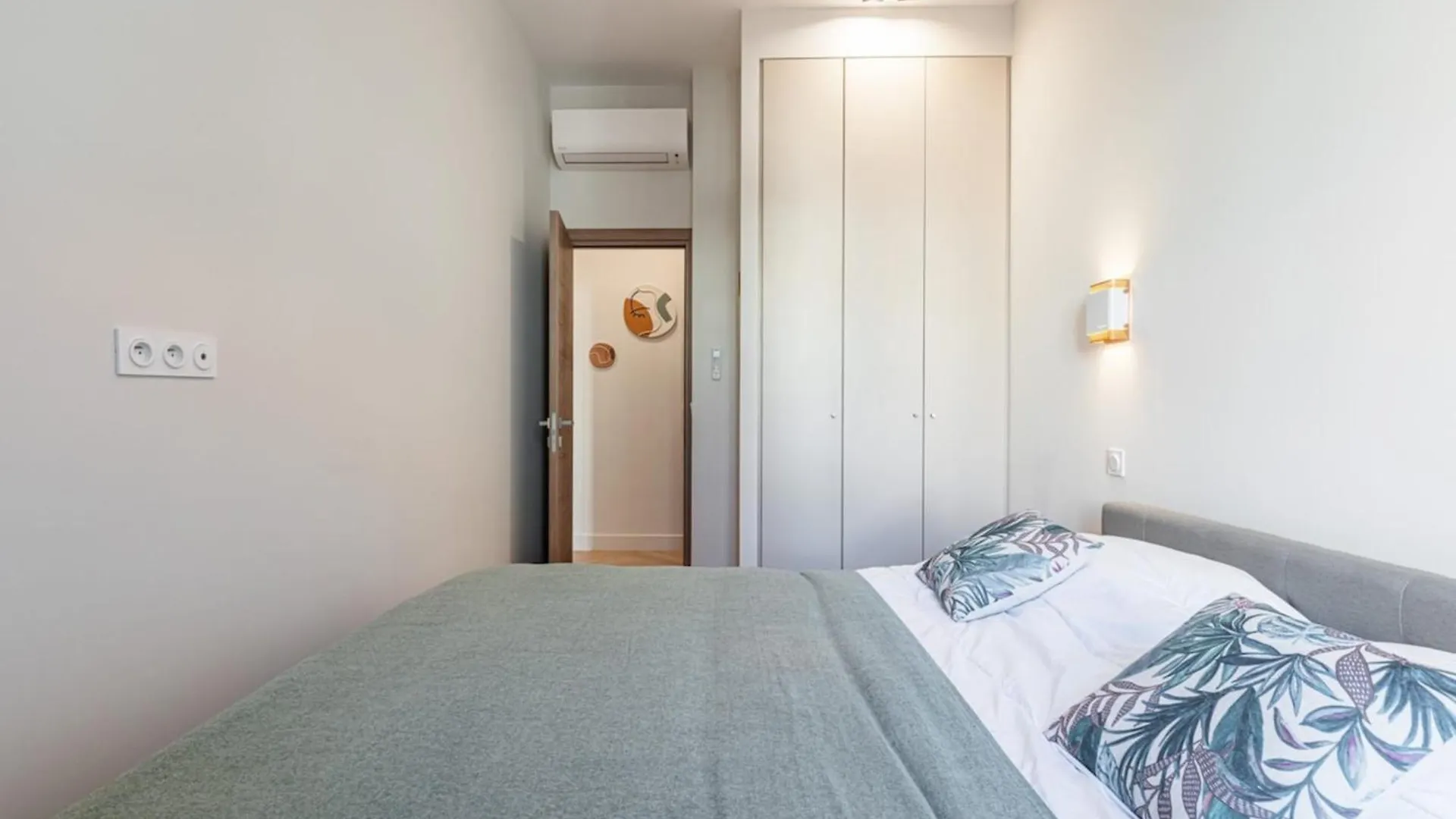 Philibert - Traditional Apart With Historical Fresco 尼斯